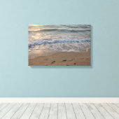 Footprints in the Sand キャンバスプリント (インサイチュ (ウッドフロア))