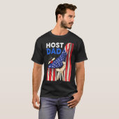 Foreign Host Family Dad Flag Hand Exchange Student Tシャツ (正面フル)