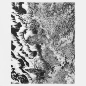 Forest of Shadows フリースブランケット (正面)