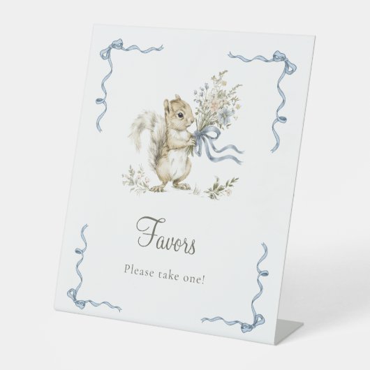 Forest Woodland Blue Bow Squirrel Diaper Raffle  台座サイン (正面)