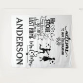 Forever Beginning Here – ウェディングデイウェルカムバックドロップ タペストリー (正面(横))