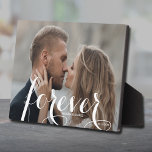 FOREVER Script Easel Back Photo Frameless フォトプラーク<br><div class="desc">この卓上魅力的写真プラークは、あなたの写真のフレームレスディスプレイのための組み込みイーゼルをお気に入りの持つ。美しい白い台本にFOREVERという言葉を載せ、あなたの名前と日付結婚を書く。写真の記念品を作お気に入りの成す与える。</div>