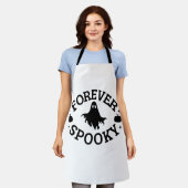 Forever Spooky Halloween Apron エプロン (着用した状態)