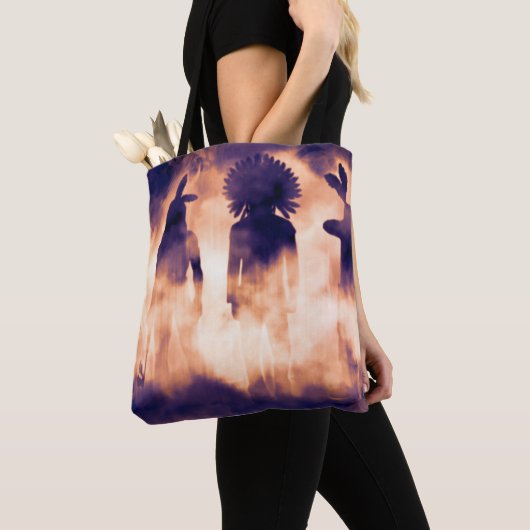 Forgotten Native American Warriors Emerging from t トートバッグ (クローズアップ)