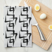 Formen in Schwarz auf hellgrauem Hintergrund キッチンタオル (四つ折り)