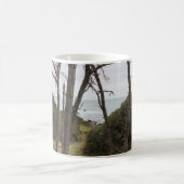 Fort Braggのカリフォルニアの海岸線 コーヒーマグカップ (中央)