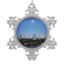 Fort Lauderdaleの木のオーナメント上の満月