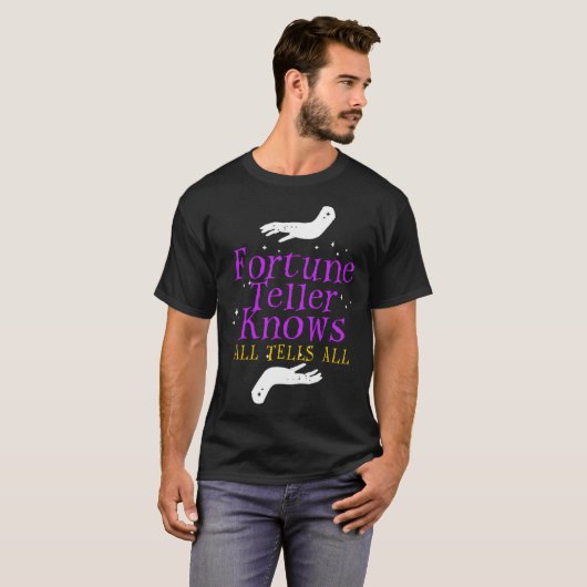 Fortune Teller Knows Tells All Crystal Ball Tarot  Tシャツ (正面フル)