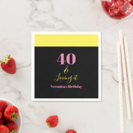 Forty and Loving It 40th Birthday Yellow Black スタンダードカクテルナプキン