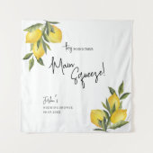 Found Main Squeeze Lemonウェディングシャワー タペストリー (正面)