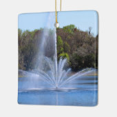 Fountain On A Pond セラミックオーナメント (左)