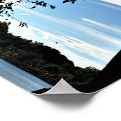 Fountain on Lakeの鏡写真がポスターに掲載 ポスター (角)