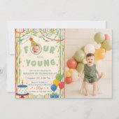 Four Ever Young 4歳の誕生日フォト 招待状 (正面)