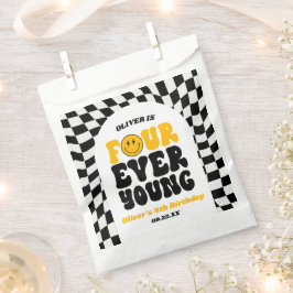 Four Ever Young Retro Fourth 4th Birthday Party フェイバーバッグ