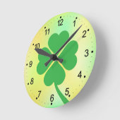 Four Leaf Clover St. Patrick's Day Design-87906 ラウンド壁時計 (傾斜)