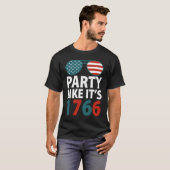 Fourth Of July Party Like It Is 1776 Independece D Tシャツ (正面フル)