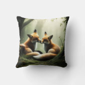 Fox Cuddle in Misty Forest  クッション (裏面)