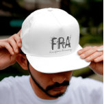 FRAフランクフルトドイツ空港コード キャップ<br><div class="desc">FRA – フランクフルト空港のための空港コード,フランクフルト,ドイツの都市モダンフォント</div>