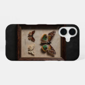 Framed Moth Specimen Dark Academia Case iPhone 16ケース (裏面横)