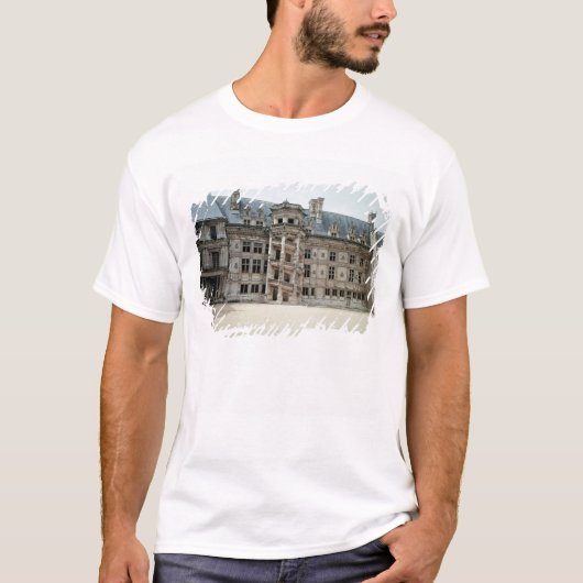Francois Iの翼の南東の正面 Tシャツ (正面)