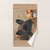 Französische Bulldogge am Strand French Bulldog ハンドタオル (ハンドタオル)