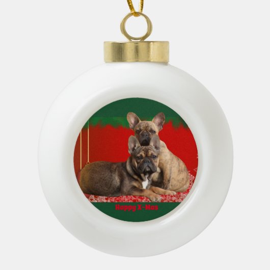 Französische Bulldogge Frohe Weihnachten Bulldog セラミックボールオーナメント (正面)
