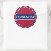 Fredrikstad City Pride Emblem – Norwegian Identity ラウンドシール (バッグ)