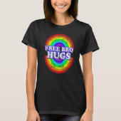 Free Bro Hugs  Rainbow Heart Lgbt Pride Month Tシャツ (正面)
