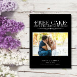 Free Cakeおもしろいの結婚写真Save the Date 案内ポストカード<br><div class="desc">可愛いフリー魅力的ケおもしろいーキの写結婚真デートはがき保存！その笑い声が信じ旅を始め最高のるための結婚完璧なカップル。このハガキは喜びと不吉の本質を捉え、スマイルを持ち込む喜ばしいメッセージを掲載している。「ケーキを無料で購入し、結婚する」。 お祭りよくはしゃぐの甘さ結婚と、結び目の興奮を合わせたうなずき！フロントサイドは、あなたの選んだ写真を紹介し、あなたの大きな日を楽しんでお離れ客様を楽しませる個人のtouchを追加する。一方、背面には、日付、場所、共有したい追加の情報など結婚の重要な詳細のための十分な宇宙が提供されている。あなたは計画した事伝統的件でもお祝いでもお洒落、このフリーおもしろいケーキの写真結婚日付はがきを保存することは、あなたの来るべき結婚を発表するための完璧な方法である。喜びを広げ、特別な日のトーンを設定し、ゲストがスマイルで自分のカレンダーにマークを付けることを保証！</div>