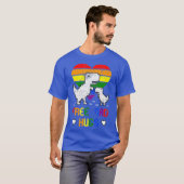 Free Dad Hugs Dinosaur Tre Dino LGBTQ Pride Re Tシャツ (正面フル)