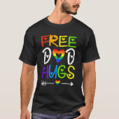 Free Dad Hugs Pride Heart Rainbow LGBT Gay Pride D Tシャツ (正面)