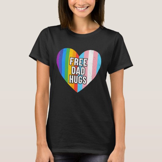 Free Dad Hugs Rainbow Heart Lgbt Pride Month Tシャツ (正面)