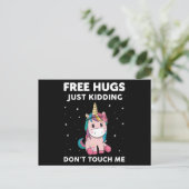 Free Hugs Just Kidding Do Not Touch Me ポストカード (スタンド正面)