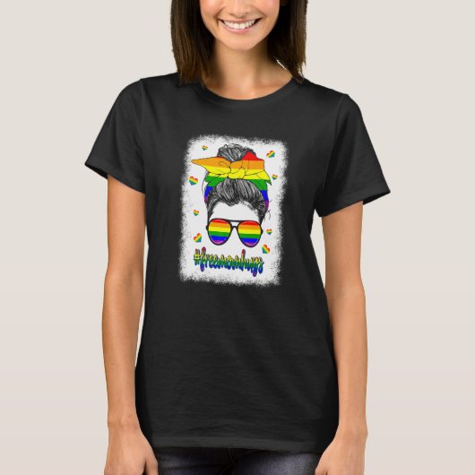 Free Mom Hugs Lgbt Pride Tシャツ (正面)