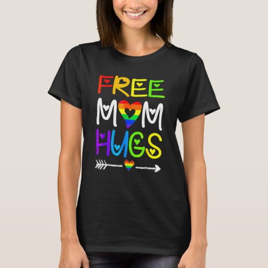 Free Mom Hugs Rainbow Heart LGBT Pride Month 1 Tシャツ (正面)