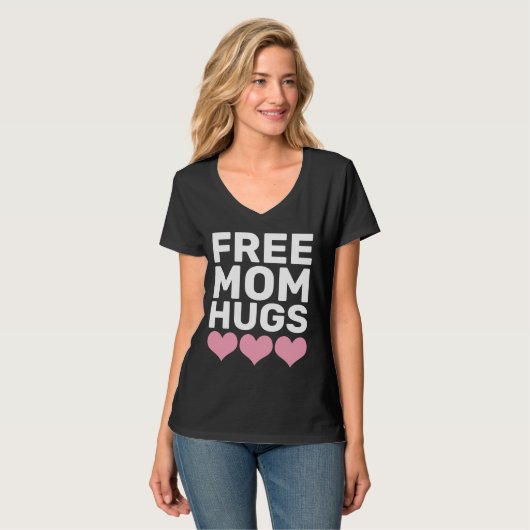 FREE MOM HUGS Tシャツ (正面フル)