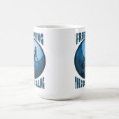 Freediving -海が水中ダイバーを呼び出している コーヒーマグカップ (中央)