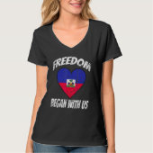 Freedom began with Us Retro Haitian Flag Independe Tシャツ (正面)