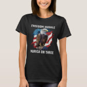 Freedom Huddle Murica On Three Fourth Of July Amer Tシャツ (正面)