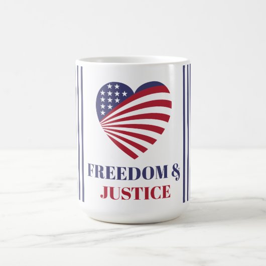 Freedom & Justice American Flag with Heart.  コーヒーマグカップ (中央)