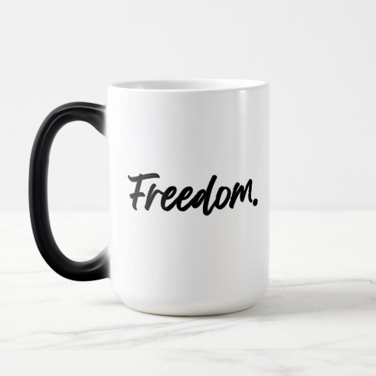 Freedom. Minimalist Black モーフィングマグカップ (左)