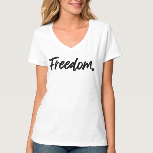 Freedom. Minimalist Black Tシャツ (正面)