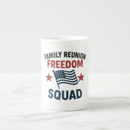 Freedom Squad Family Reunion Shirt – USA Patriotic ボーンチャイナマグカップ