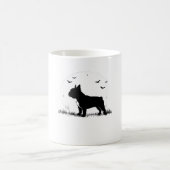 French Bulldog Dog � Halloween Moon Silhouette Ove コーヒーマグカップ (中央)