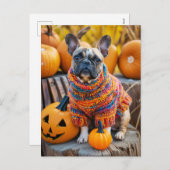 French Bulldog in Knitted Dog Attire シーズンポストカード (正面/裏面)