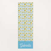 French Country Lemon Blue Tile Monogram ヨガマット (正面)