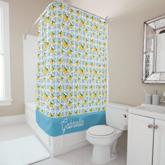 French Country Lemon Blue Tile Pattern シャワーカーテン (インサイチュ)