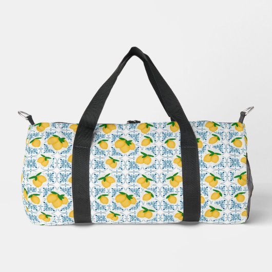 French Country Lemon Blue Tile Pattern  ダッフルバッグ (正面)