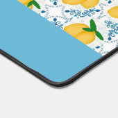 French Country Lemon Blue Tile Pattern デスクマット (コーナー)