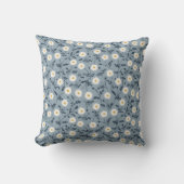 French Navy Blue Modern Farmhouse Daisy Pattern クッション (正面)